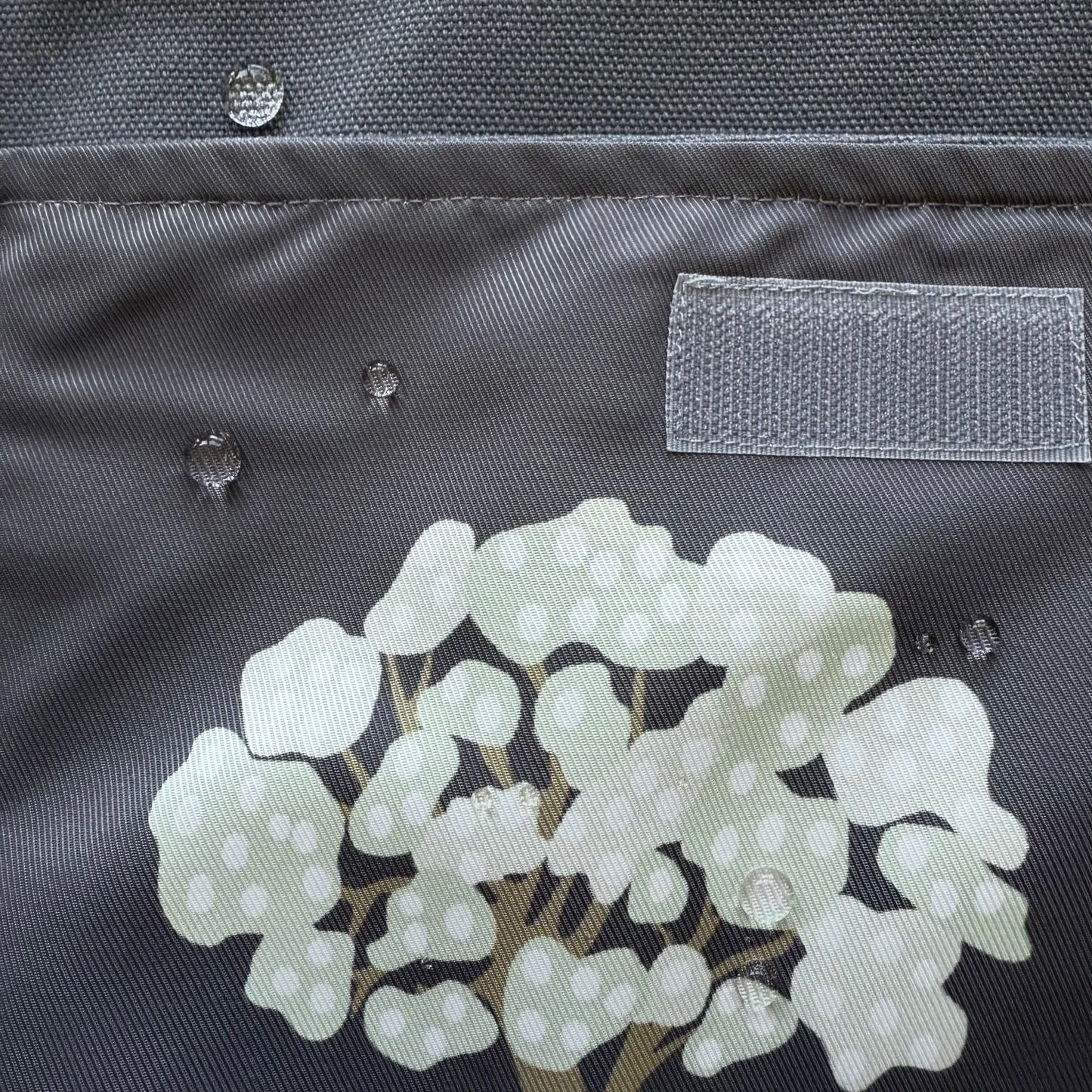 Iron Rod Messenger Bag waterproof material