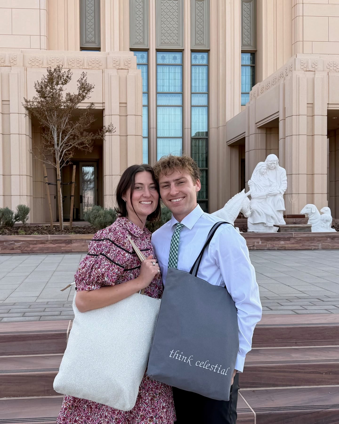 Classic Custom-Embroidered LDS Temple Shoulder Bag for Men and Women